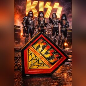 KISS Army Shield Ashtray / Incense Burner – Official 2005 Collectible